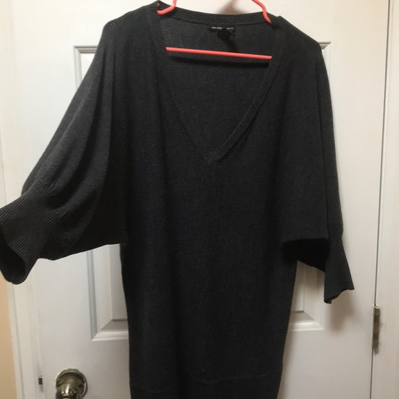 Women’s NY&Co V neck sweater - Picture 3 of 5